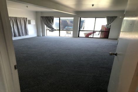 Photo of property in 20 Christmas Road, Manurewa, Auckland, 2102