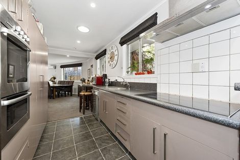 Photo of property in 186 Sandwich Road, St Andrews, Hamilton, 3200