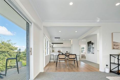 Photo of property in 112b Roberts Road, Te Atatu South, Auckland, 0610