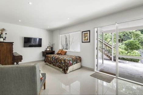 Photo of property in 53 Parr Terrace, Castor Bay, Auckland, 0620