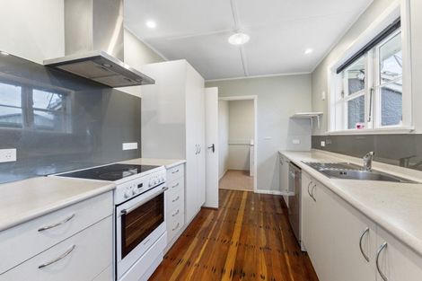 Photo of property in 6 Matene Place, Otaki, 5512