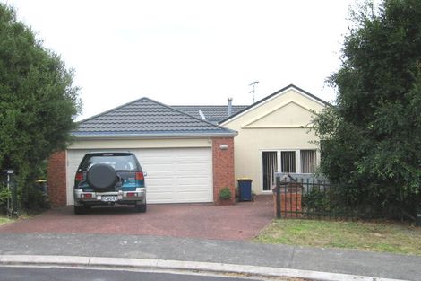 Photo of property in 27 Stephanie Close, Glenfield, Auckland, 0629