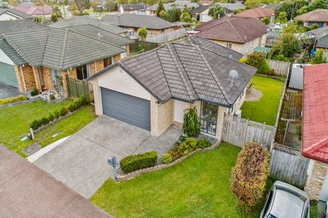 Photo of property in 10 Stellata Court, Randwick Park, Auckland, 2105