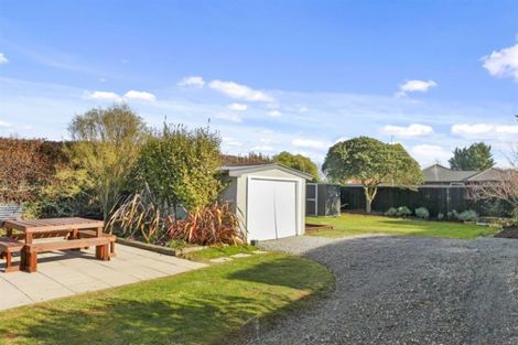 Photo of property in 15 Uxbridge Street, Northcote, Christchurch, 8052