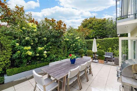 Photo of property in 186 Fendalton Road, Fendalton, Christchurch, 8052