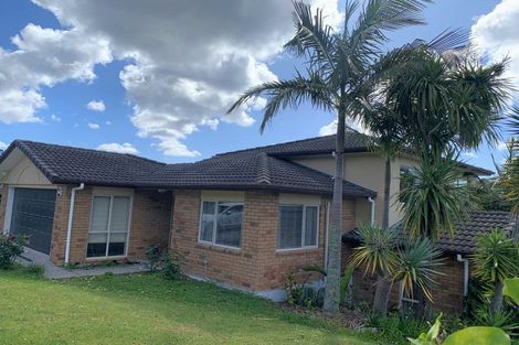 Photo of property in 1 Luna Place, Henderson, Auckland, 0612
