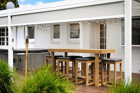 Photo of property in 5 Grassy Downs Place, St Andrews, Hamilton, 3200