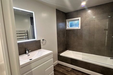 Photo of property in 28a Gibson Road, Tuakau, 2121