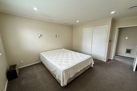 Photo of property in 30 Armagh Road, Blockhouse Bay, Auckland, 0600