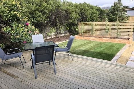 Photo of property in 42 Dahlia Street, Palmerston North, 4410