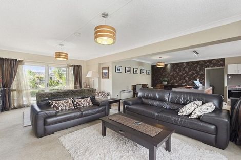 Photo of property in 13 Wilfred Street, St Andrews, Hamilton, 3200