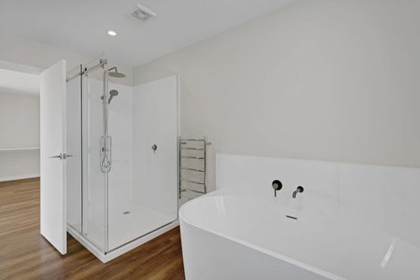 Photo of property in 16 Maire Street, Inglewood, 4330