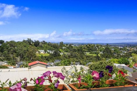 Photo of property in 2/38 Birkdale Road, Birkdale, Auckland, 0626