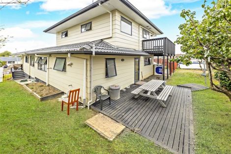 Photo of property in 12 Zelda Avenue, Clover Park, Auckland, 2023