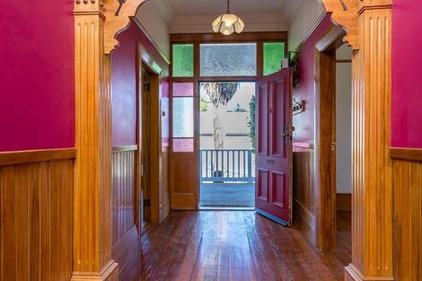 Photo of property in 32 Hereford Street, Kaikorai, Dunedin, 9010