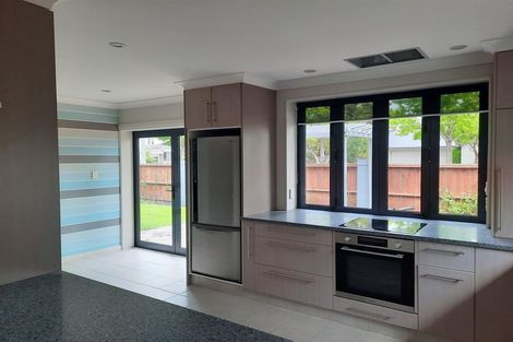 Photo of property in 21 Scotston Avenue, St Albans, Christchurch, 8052