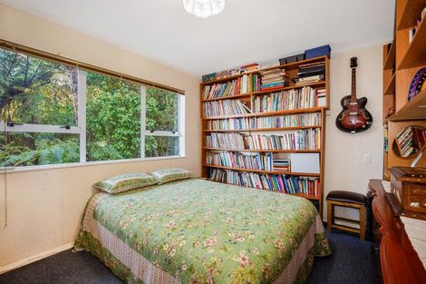 Photo of property in 23b Eastview Grove, Normandale, Lower Hutt, 5010