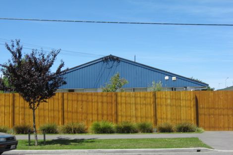 Photo of property in 2/24 Champion Street, Edgeware, Christchurch, 8013