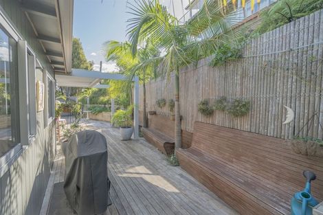 Photo of property in 22 Tairua Terrace, Tairua, 3508