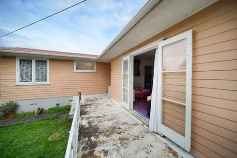 Photo of property in 10 Jukes Place, Otara, Auckland, 2023