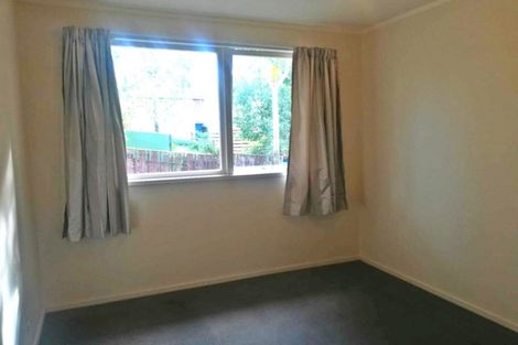 Photo of property in 35 Takapu Street, Henderson, Auckland, 0612