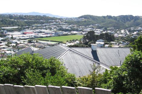 Photo of property in 143 Seatoun Heights Road, Miramar, Wellington, 6022