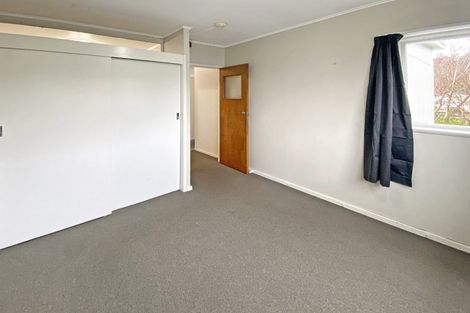 Photo of property in 95 Farmer Crescent, Taita, Lower Hutt, 5011