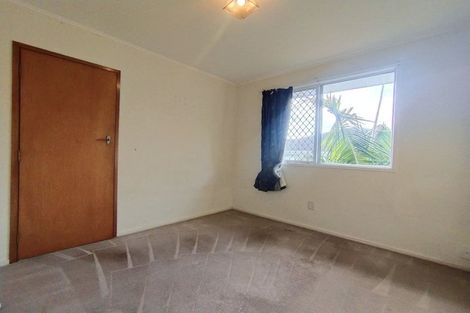 Photo of property in 39 Lewisham Street, Highland Park, Auckland, 2010