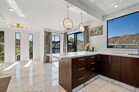 Photo of property in 52 Ray Street, Cromwell, 9310