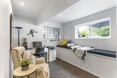 Photo of property in 13 Callender Place, Shelly Park, Auckland, 2014