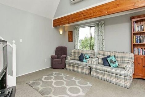 Photo of property in 1/16 Sylvan Crescent, Te Atatu South, Auckland, 0610