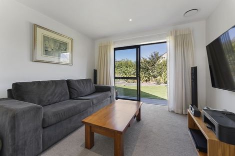 Photo of property in 37 Mcadam Drive, Jacks Point, Queenstown, 9371