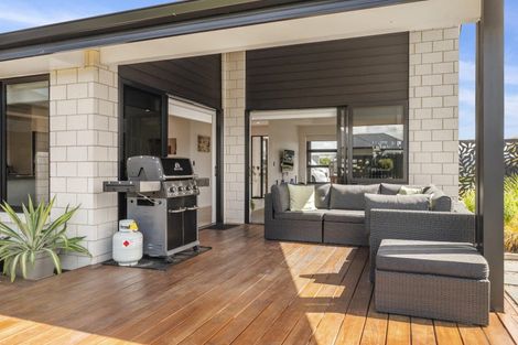 Photo of property in 13 Kamaka Street, Wharewaka, Taupo, 3330