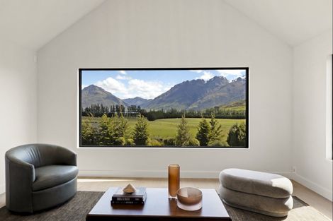 Photo of property in 98 Jacks Point Rise, Jacks Point, Queenstown, 9371