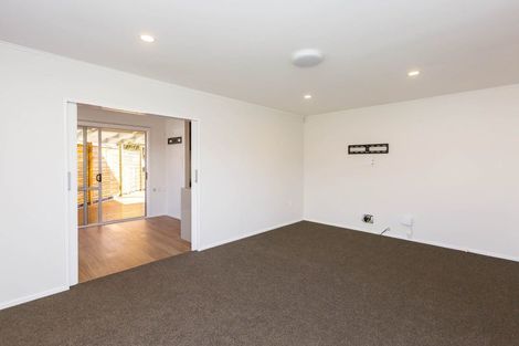 Photo of property in 16 Seattle Grove, Totara Park, Upper Hutt, 5018
