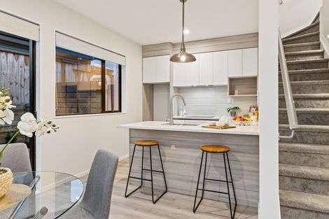 Photo of property in 79a Granville Drive, Massey, Auckland, 0614