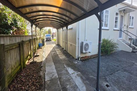 Photo of property in 98/98a Weraroa Road, Levin, 5510