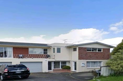 Photo of property in 1/369 East Coast Road, Mairangi Bay, Auckland, 0630
