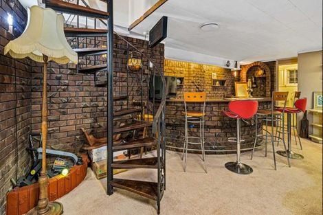 Photo of property in 424 Don Buck Road, Massey, Auckland, 0614