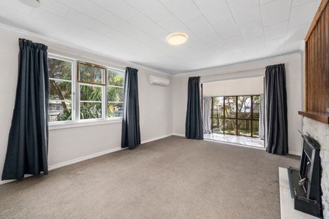 Photo of property in 27 Oxford Street, Picton, 7220