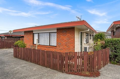 Photo of property in 28 Second Avenue, Avenues, Whangarei, 0110