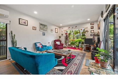 Photo of property in 73 Smith Street, Woolston, Christchurch, 8062