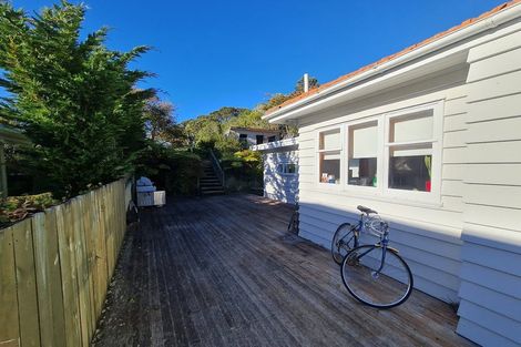 Photo of property in 93 Karori Road, Karori, Wellington, 6012