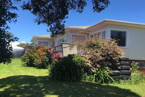 Photo of property in 34 Oneroa Road, Russell, 0202