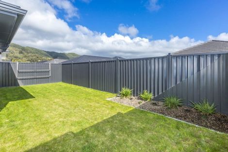 Photo of property in 9 Pattullo Crescent, Wallaceville, Upper Hutt, 5018