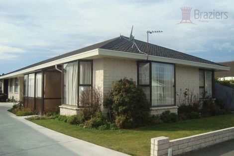 Photo of property in 1/154 Sawyers Arms Road, Northcote, Christchurch, 8052
