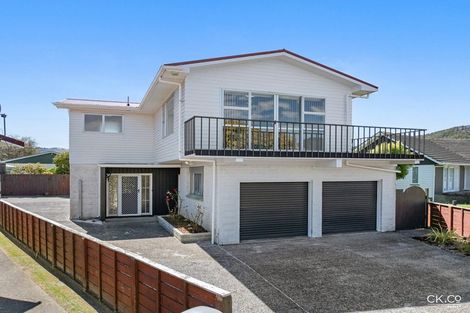 Photo of property in 5 Ferretti Grove, Avalon, Lower Hutt, 5011
