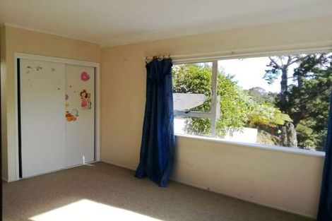 Photo of property in 1036 East Coast Road, Fairview Heights, Auckland, 0630