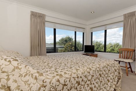 Photo of property in 22d Shetland Street, Glen Eden, Auckland, 0602