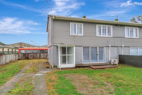 Photo of property in 8 Eldon Grove, Taita, Lower Hutt, 5019